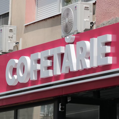 Litere Volumetrice
