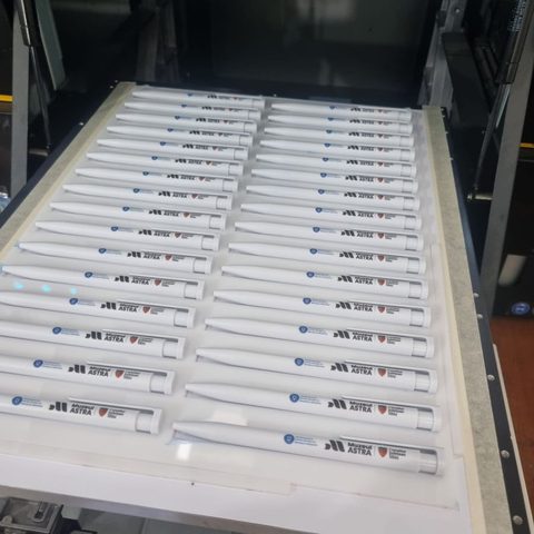 Pixuri personalizate tipar UV 4