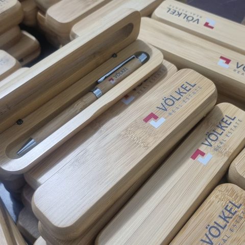 Pixuri personalizate tipar UV 3