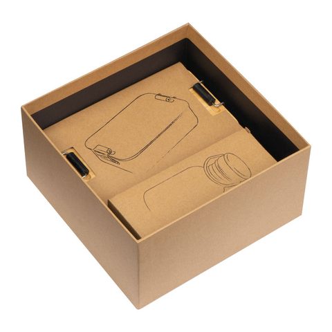 Set cadou mic cu caserolă și sticlă 2