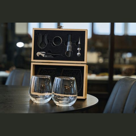 Set pentru vin 8